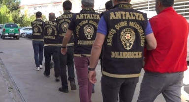 1,5 milyon liralık kapora vurguncuları yakalandı