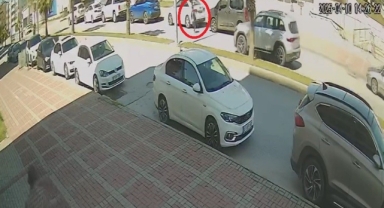 7 yaşındaki çocuk yola fırladı