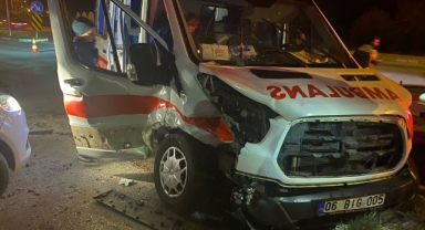 Ambulans ve cip çarpıştı