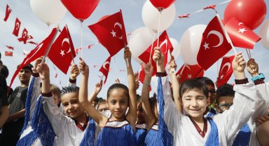 Antalya'da 23 Nisan coşkusu