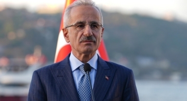 Bakan Uraloğlu: Bayramda otoyollardan 8,4 milyon araç geçti