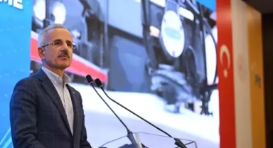Bakan Uraloğlu: Posta kargosu rekor kırdı