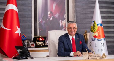 Başkan Topaloğlu'ndan 23 Nisan mesajı