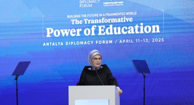 Emine Erdoğan'dan barış ve anlayış çağrısı