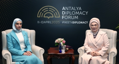 Emine Erdoğan, Latife El Durubi ile görüştü