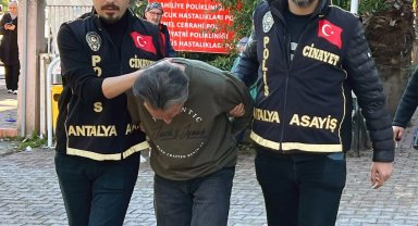 Eski eşini yakarak öldürmüştü... Yargılanamadan hayatını kaybetti