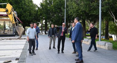 Cumhuriyet Meydanı’nda tadilat çalışması başladı