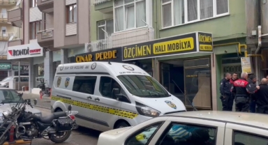 Komşularına pompalı tüfekle saldırdı