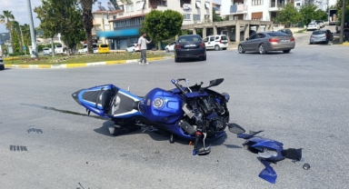 Motosiklet sürücüsü yaralandı
