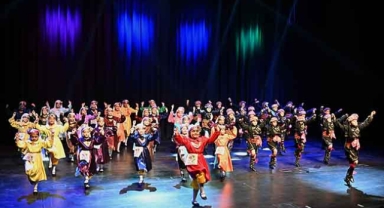 Muratpaşa'da 23 Nisan coşkusu