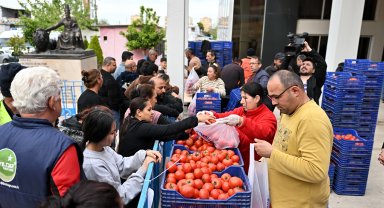 Muratpaşa'dan don zararı sonrası destek