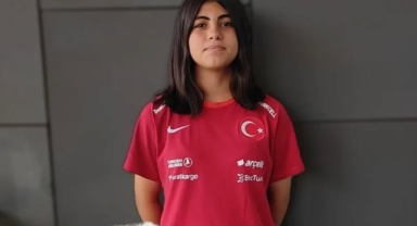 Sude Koç’a milli davet