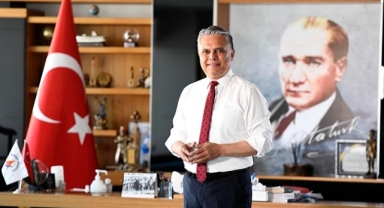 Ümit Uysal CHP Genel Başkanlığı'na aday oldu