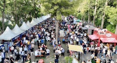 'Karaalioğlu Parkı panayır alanına döndü' tepkisi