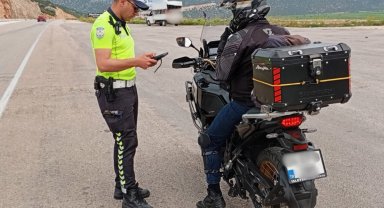 Antalya'da 2 haftada 37 bin 233 sürücüye ceza yazıldı