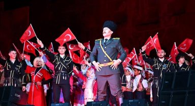 Aspendos'ta Gençlik ve Spor Gösterisi