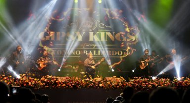 Gipsy Kings Alanya'da konser verdi