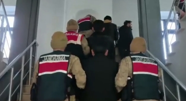 Göçmen kaçakçılığına operasyon: 21 kaçakçı ve 547 göçmen yakalandı