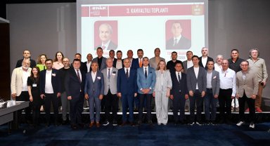 İş insanlarına hedeflerini anlattı