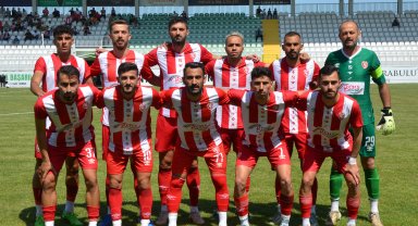 Kumluca BAL'da kaldı