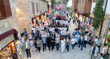 Manavgat'ta Dans ve Müzik Festivali