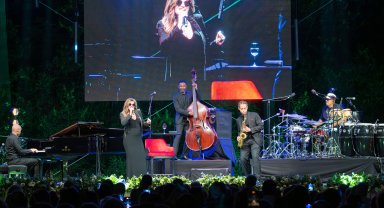 Melody Gardot Antalyalı müzikseverlerle buluştu