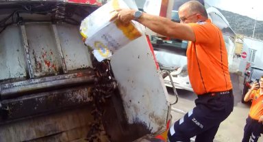 Otobüsle taşınan 50 kilo midye imha edildi