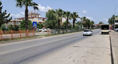 Otomobilin çarptığı bisikletli çocuk yaralandı