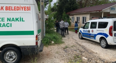 Yol kenarında ölü bulundu