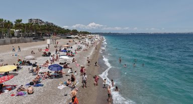'Halkın kıyıları kullanım hakkı engellenemez'