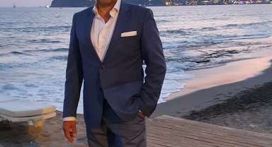 Aracıyla uçuruma yuvarlanan iş insanı hayatını kaybetti