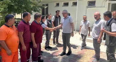 Bölge müdüründen Gebiz yangın ekip binasına ziyaret