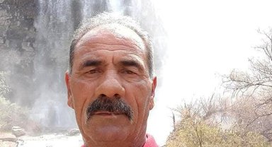 Damperle kamyon arasına sıkışıp hayatını kaybetti