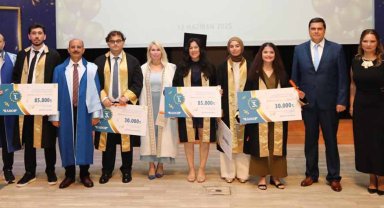 Dereceye giren genç mühendislere geleneksel Mustafa Sak ödülleri verildi