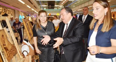 Deri sanatı sergisi açıldı