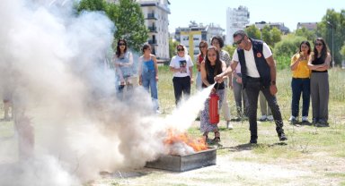 Kreş öğretmenleri yangın eğitimi aldı