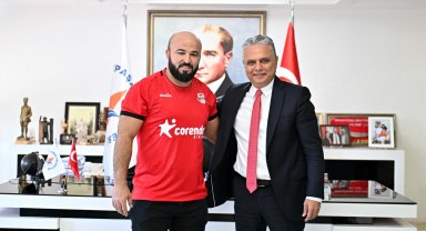 Muratpaşa yine şampiyonluğa yürüyor