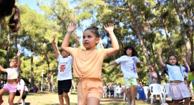 Müziğin ritmi Hayatpark'ta yoga ile birleşecek