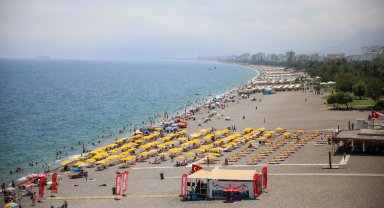 Sınav bitti, sahiller doldu