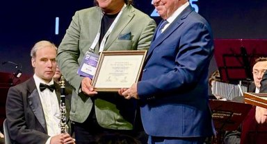 Türk profesöre Rusya'dan onursal üyelik belgesi