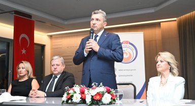 Vali yardımcıları ve kaymakamlar onuruna veda programı