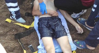 Yüzme öğrenmeye çalışan lise öğrencisi hayatını kaybetti