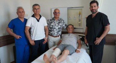 35 yıllık şikayeti 35 dakikada robotik ameliyatla sona erdi