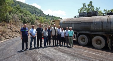 Alanya Şıhlar Mahalle yolu asfalta kavuştu