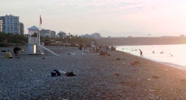 Antalya gece-gündüz çok sıcak