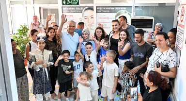 Başkan Uysal'dan sünnet çocuklarına ziyaret