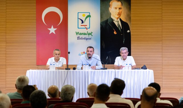 Başkan Vekili Çiçek, muhtarlarla bir araya geldi