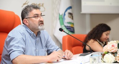 Belediye meclis toplantısında 'Serikspor' anlaşmazlığı