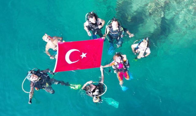 Finike'de deniz temizliği