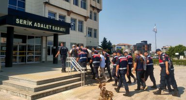 Jandarma aranan 7 şüpheliyi yakaladı